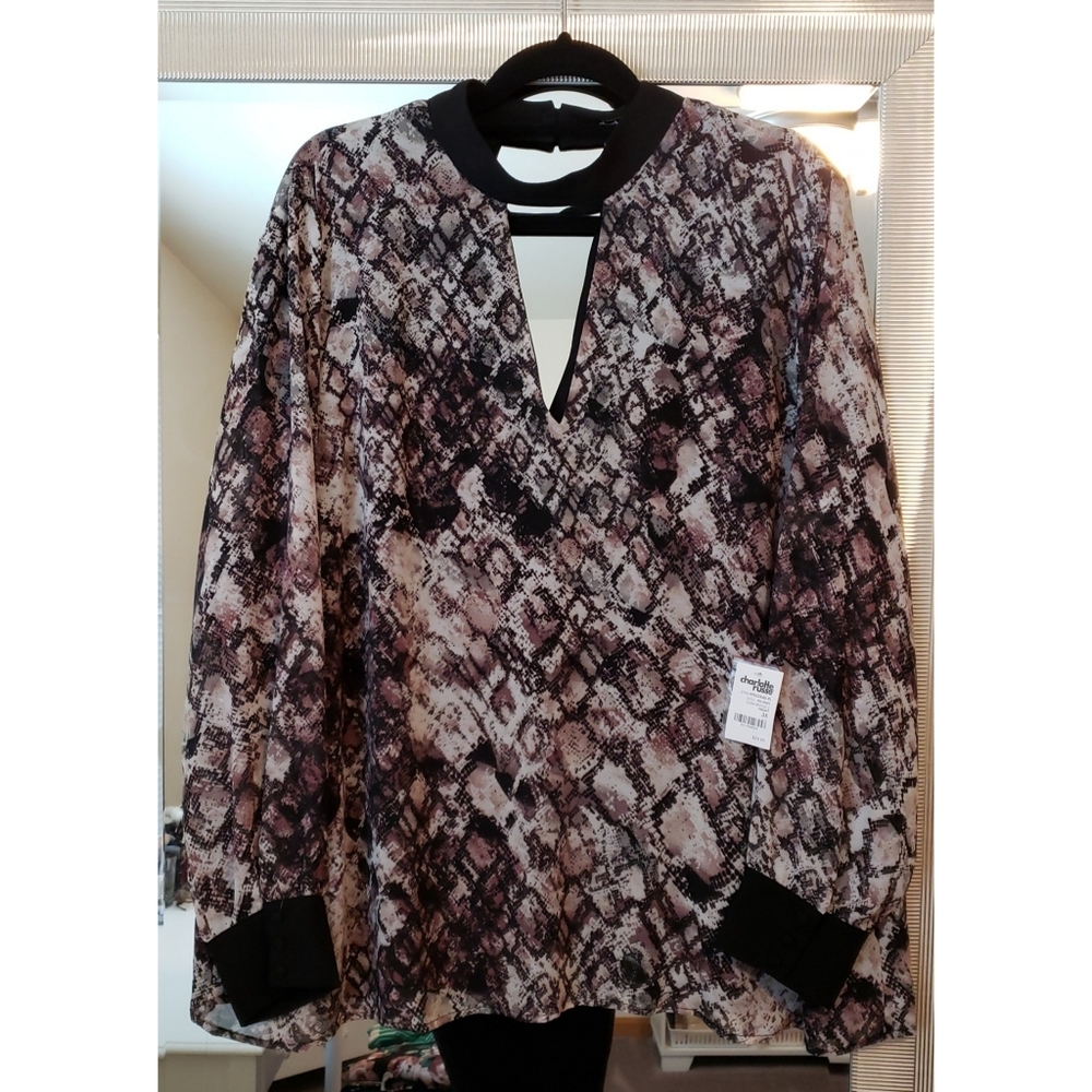 NWT snake print double layer blouse